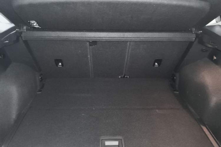 Used Volkswagen Golf Sportsvan 2016 230TSI Automatic Luxury Version
