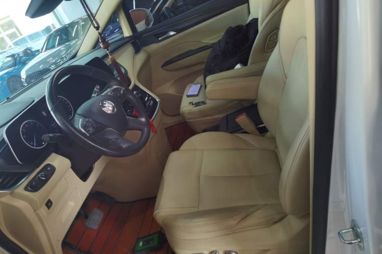 Used Buick GL8 2023 ES Lu Zun Deluxe Model
