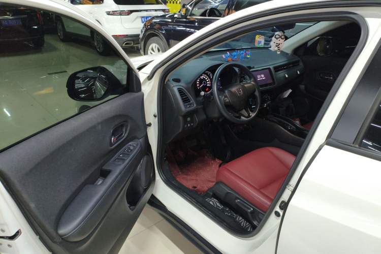 Used Honda Vezel 2022 1.5L CVT Elite Smart Edition
