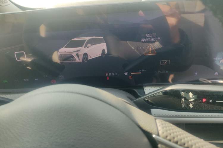 Used Buick GL8 2025 Lu Zun Deluxe Edition