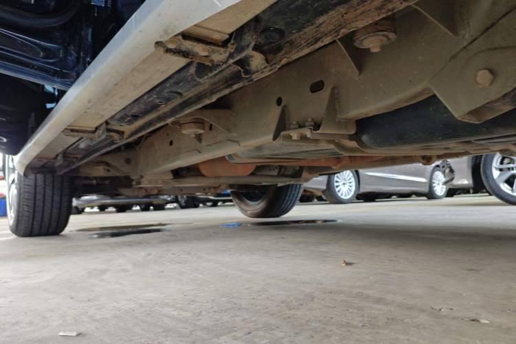 Used Roewe RX8 2019 30T Smart Connectivity Two-Wheel Drive Supreme Flagship Edition
