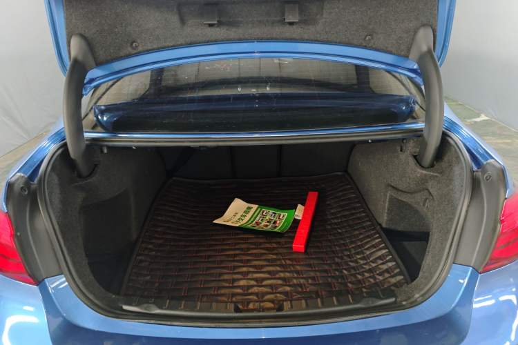 Used BMW 3 Series 2018 320Li Leading Model M Sport Package
