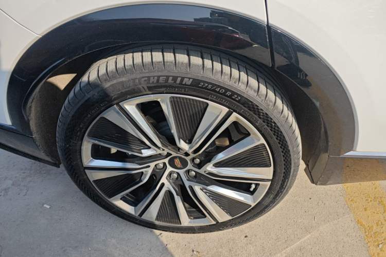 Used Cadillac LYRIQ 2022 Four-Wheel-Drive High-Performance Deluxe Edition
