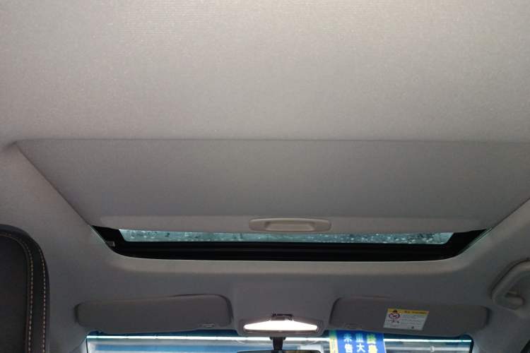 Used Geely Auto Emgrand S 2022 1.4T CVT Crossover Player Edition
