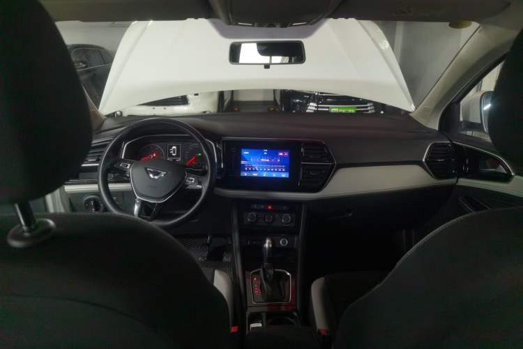 Used Jetta VS7 2023 280TSI Automatic Trend Edition
