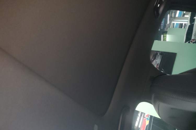 Used  S07 2023 200Max Range-Extended Version