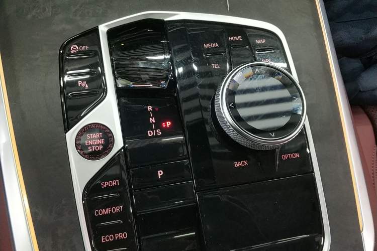 Used BMW X5 2023 xDrive 30Li Luxury M Sport Package