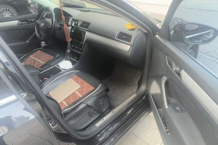 Used Volkswagen Passat 2014 1.8TSI DSG Prestige Edition
