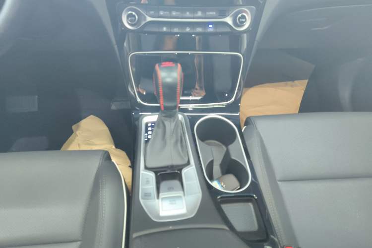 Used Hyundai Tucson 2019 280TGDi Dual-Clutch Two-Wheel Drive Fashion Edition China VI Standard