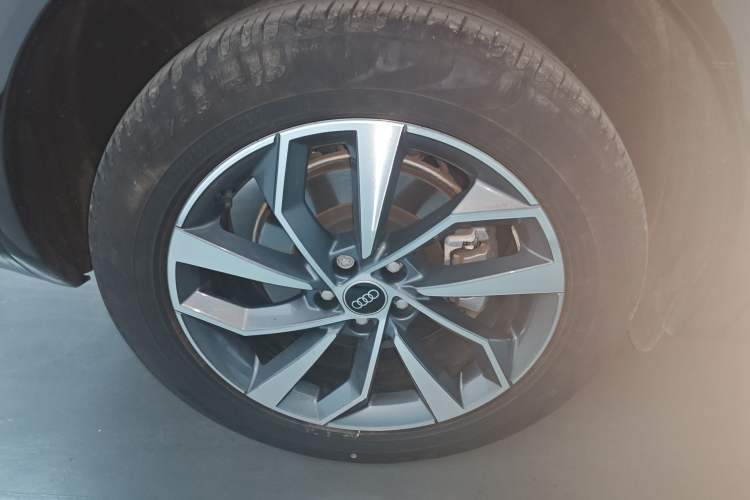 Used Audi Q5L 2024 40 TFSI Luxury Dynamic Edition
