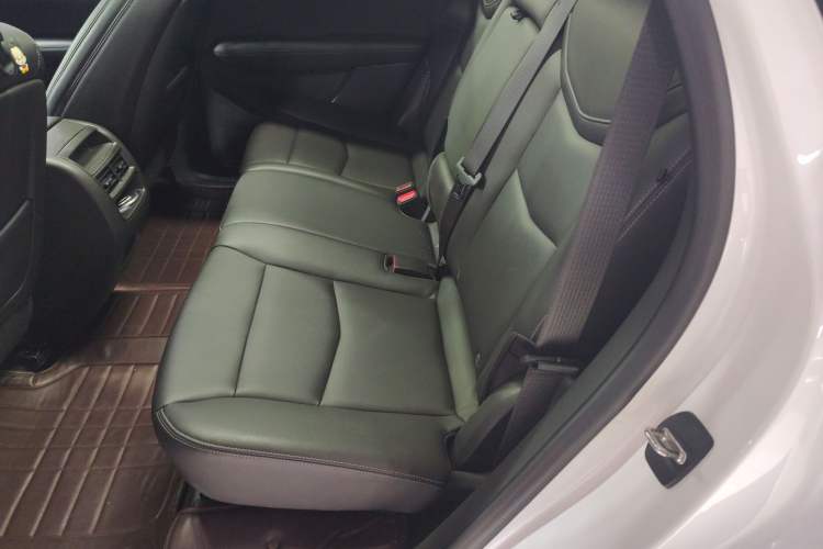 Used Cadillac XT5 2021 28T Luxury Version