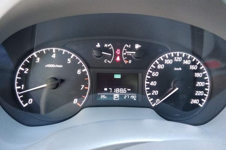 Used Nissan Sylphy 2014 1.6XV CVT Deluxe Edition