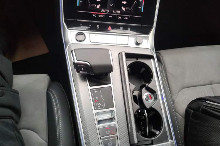 Used Audi A6L 2024 40 TFSI Luxury Dynamic Edition
