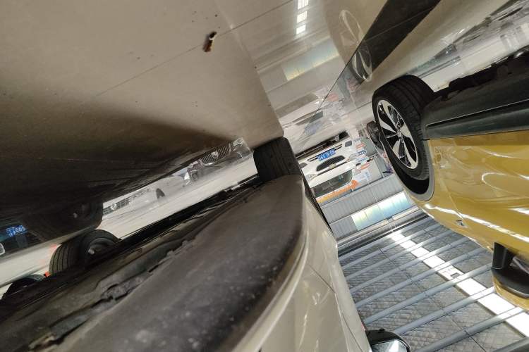 Used Mercedes-Benz GLC 2019 GLC 300 L 4MATIC Dynamic Model
