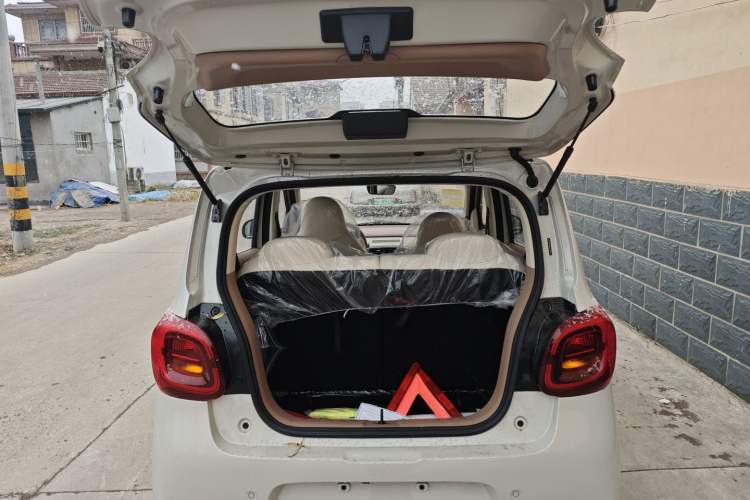 Used Wuling Hongguang MINIEV 2025 Four-Door Version Advanced Edition
