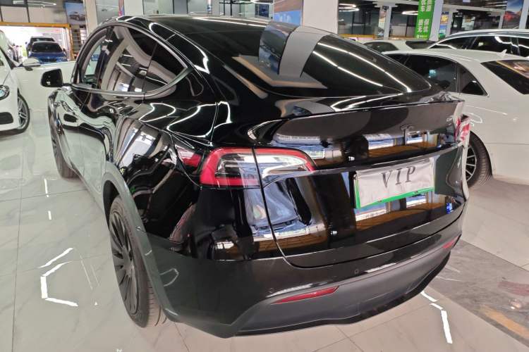 Used Tesla Model Y 2021 Long-Range All-Wheel-Drive Version 3D7