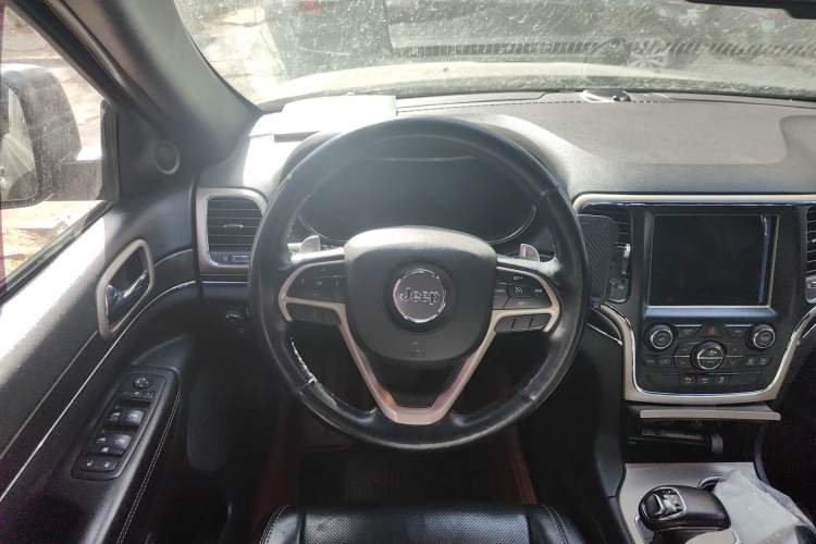 Used Jeep Grand Cherokee (Import) 2014 3.6L Elite Navigation Edition