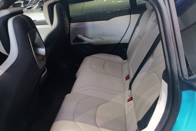 Used  SU7 2024 Four-Wheel-Drive Max Founder's Edition
