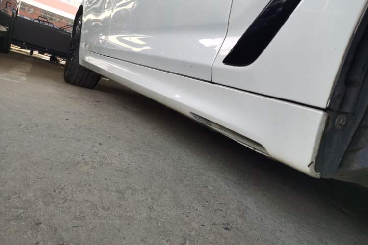 Used BMW 5 Series 2018 Facelifted 530Li xDrive M Sport Package
