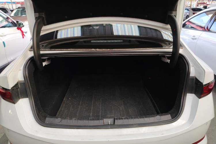 Used BYD Qin PLUS 2025 DM-i Smart Drive 55KM Leading Model
