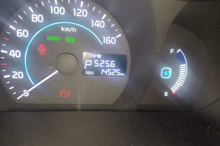 Used  300E 2017 Standard Model