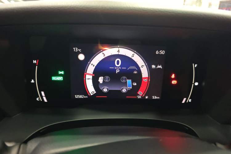 Used Toyota Camry 2024 Dual-Motor 2.0 HGVP Luxury Edition
