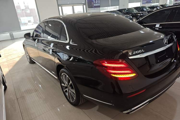 Used Mercedes-Benz E-Class 2018 Facelift E 200 L 4MATIC