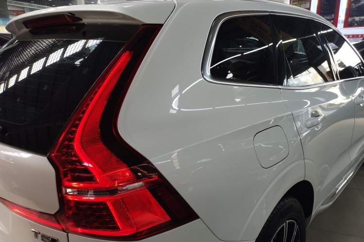 Used Volvo XC60 2021 T5 4x4 Smart Luxury Edition
