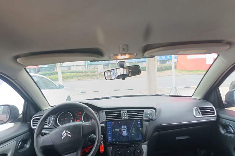 Used Citroen C3-XR 2017 1.6L Automatic Fashion Model