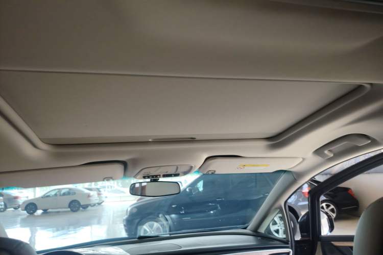 Used Buick GL8 2018 ES 28T Comfort Model China VI Standard
