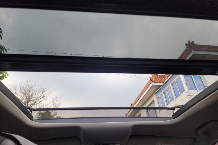 Used GAC Trumpchi GS8 2017 320T Two-Wheel Drive Luxury Smart Connectivity Version (7 Seats)
