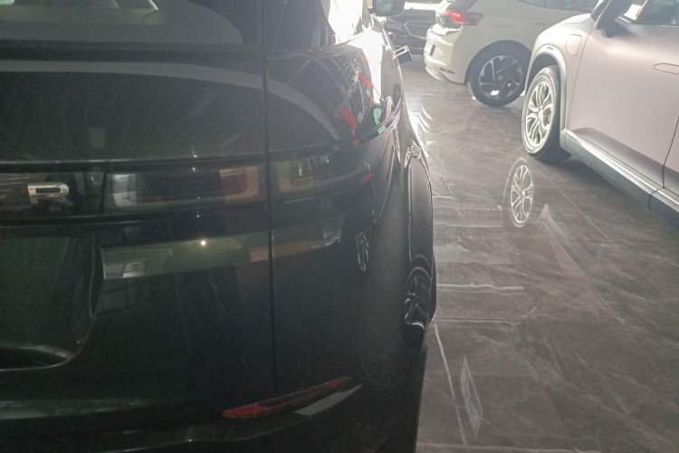 Used Land Rover Range Rover Evoque 2021 Range Rover Velar L 249PS R-Dynamic First Edition
