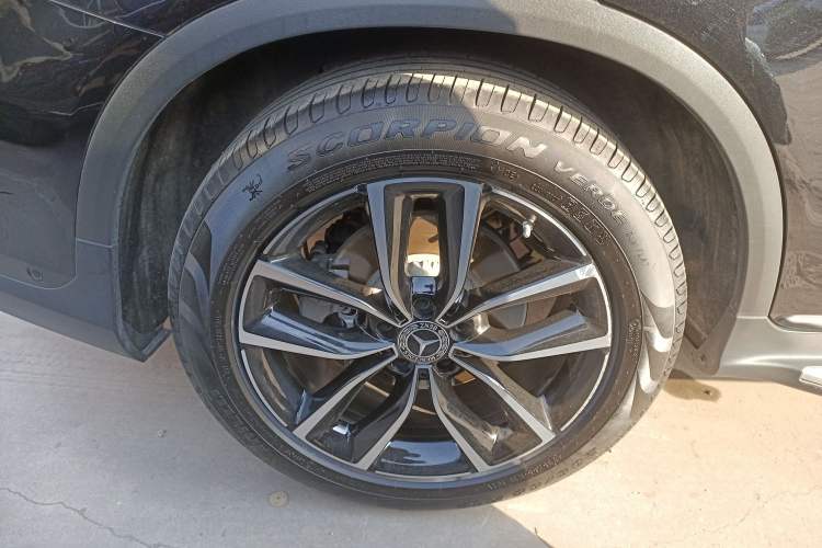 Used Mercedes-Benz GLC 2021 GLC 300 L 4MATIC Dynamic Model