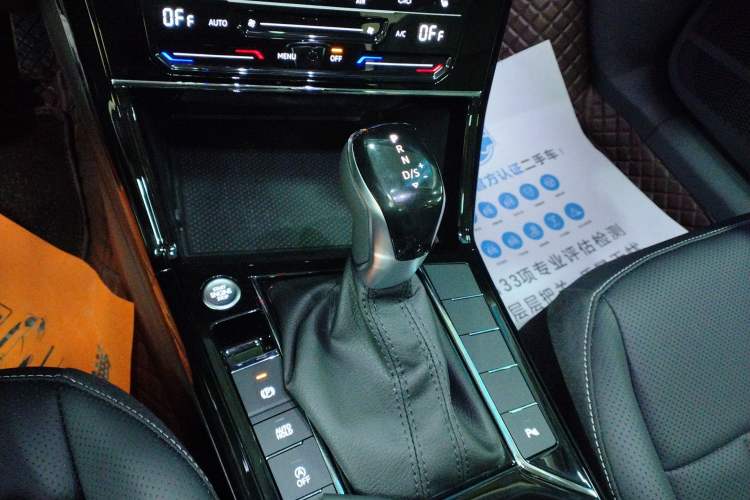 Used Volkswagen Passat 2025 Premium Version 380TSI Dragon Edition
