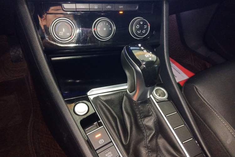 Used Volkswagen Sagitar 2019 280TSI DSG Comfort Version China VI Standard