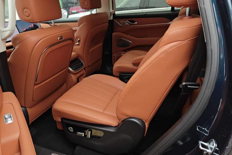 Used Wey Lanshan 2025 Four-Wheel Drive Max
