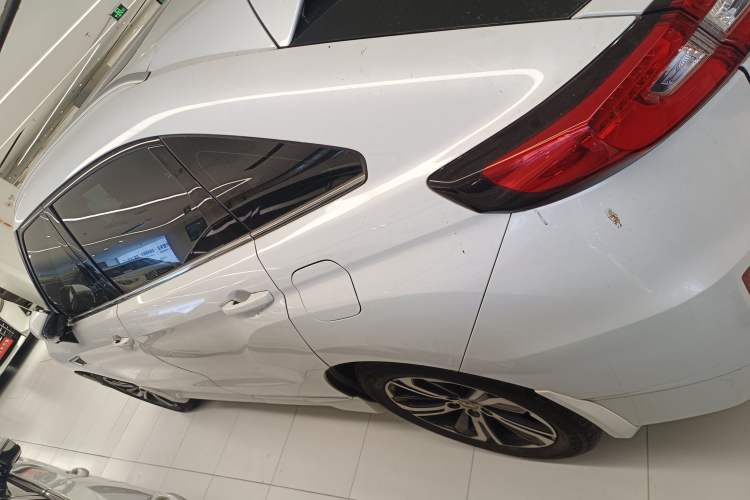 Used Honda UR-V 2017 370TURBO 2WD Prestige Edition China V