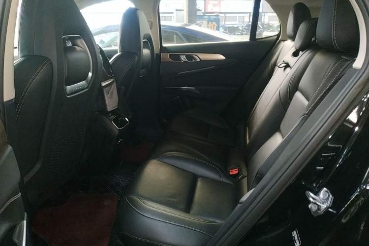 Used Lynk & Co 01 2019 2.0T Two-Wheel-Drive Pro Version China VI Standard