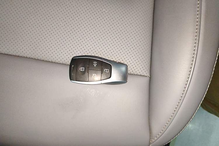 Used BAIC Off-Road BJ30 2024 1.5T Magic Electric Drive Advanced Version
