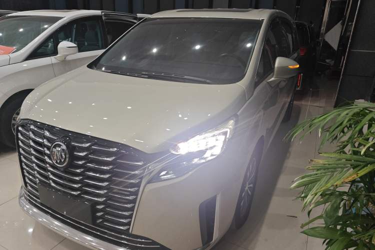 Used Buick GL8 2023 ES Lu Zun Comfort Model
