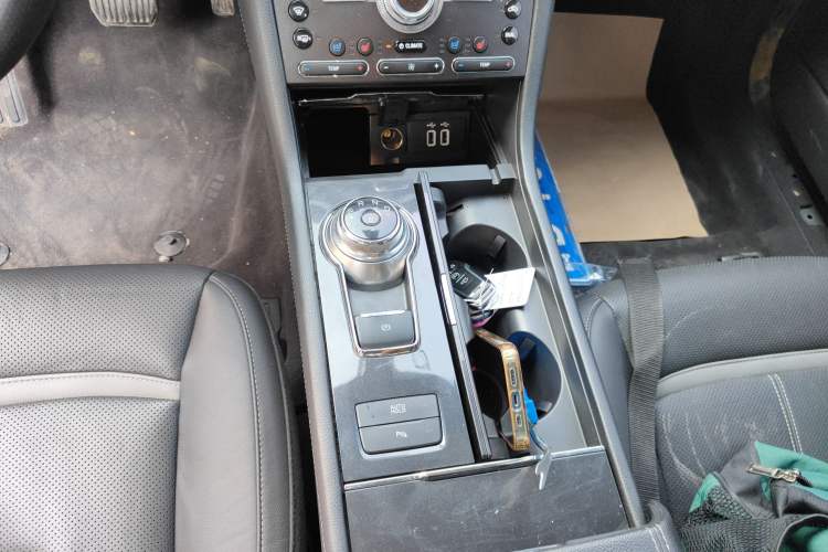 Used Ford Taurus 2015 EcoBoost 245 Luxury Model