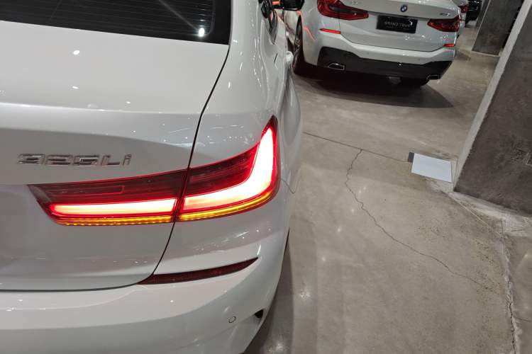 Used BMW 3 Series 2022 325Li M Sport Package
