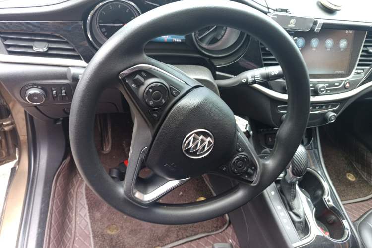 Used Buick Verano 2015 Sedan 20T Dual-Clutch Leading Model
