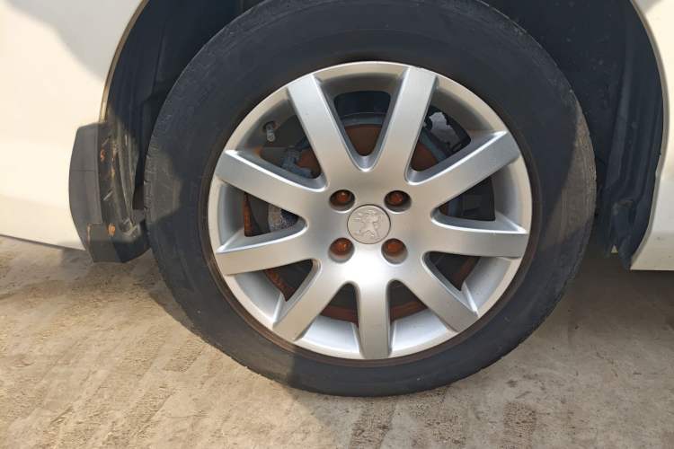 Used Peugeot 308 2014 Enjoy Edition Classic 1.6L Manual YouShang Model