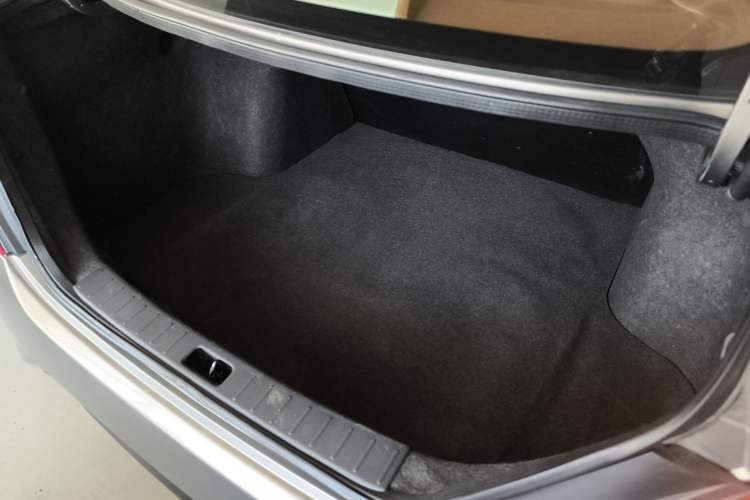 Used Nissan Sunny 2016 1.5XE CVT Leading Edition
