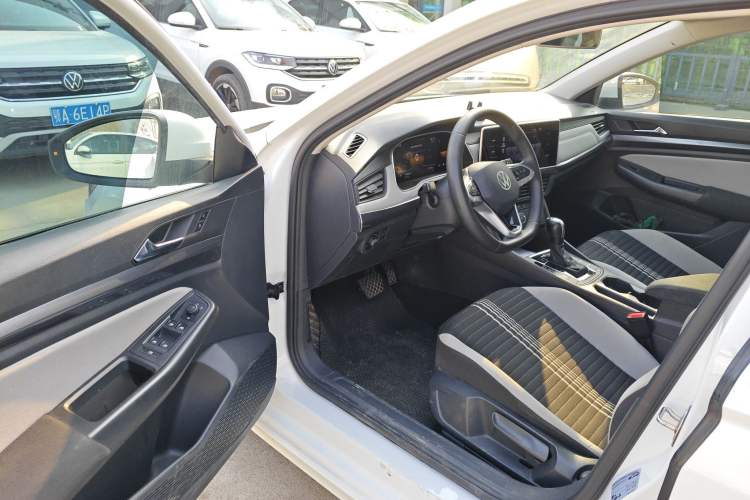 Used Volkswagen Bora 2024 200TSI DSG Comfort Edition
