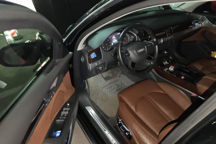 Used Audi A8 2014 A8L 45 TFSI quattro Comfort model