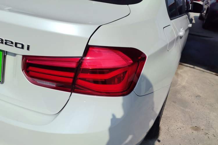 Used BMW 3 Series 2016 320i Fashion Model
