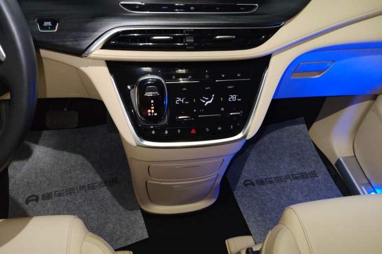 Used Buick GL8 2023 ES Lu Zun Luxury Model
