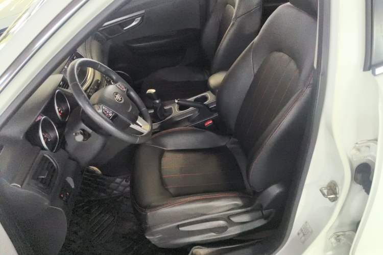 Used Bestune B50 2016 1.6L manual Comfort trim level
